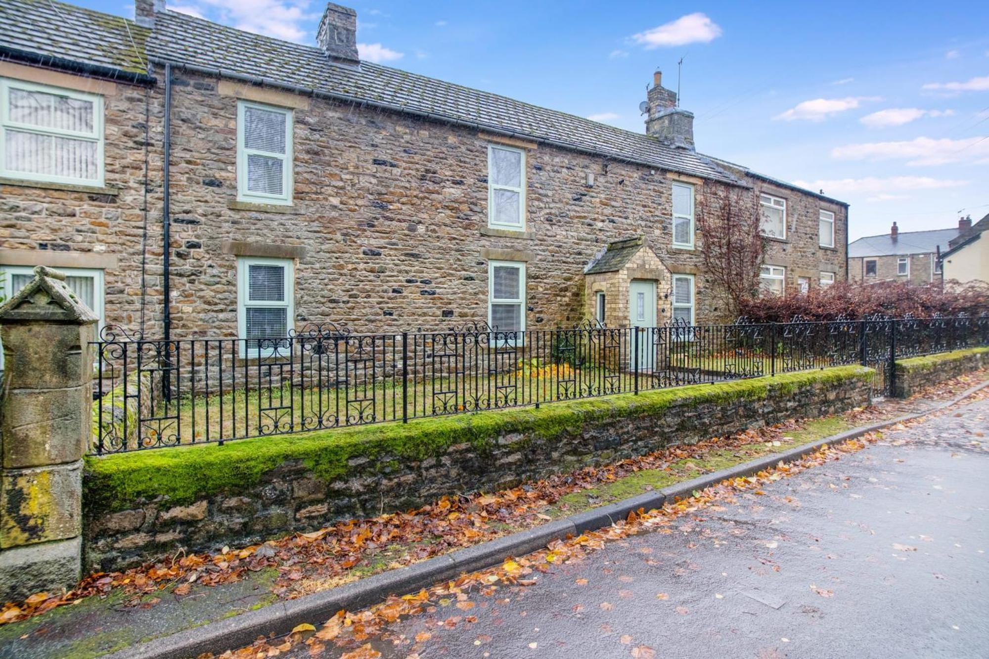Casa vacanze New! Luxurious In Durham By With Us, Ideal For Large Groups & Families, Hot Tub, Sleeps 10! Bishop Auckland